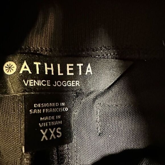 EUC Athleta Women’s Black Track Joggers Pants - Zip Pockets - Size XXS - Picture 4 of 9